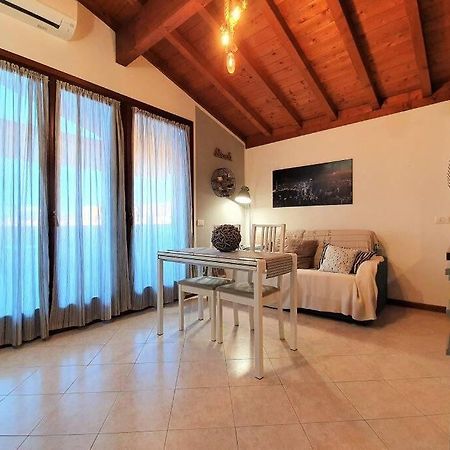 Il Torchio Rooftop Apartment With Wide Terrace Sirmione Exterior foto